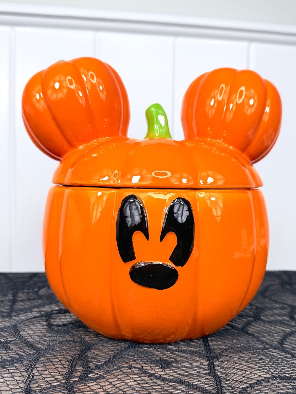NEW Disney Mickey Mouse Pumpkin Halloween Cookie Jar